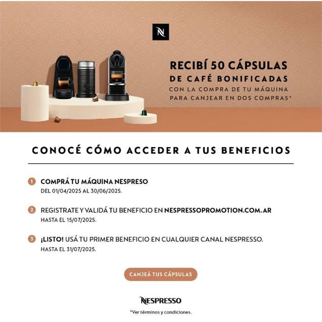 Cafetera Nespresso Essenza Mini Black 0.6 Lts