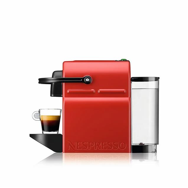 Cafetera Nespresso Inissia Red 0.7 Lts + Aeroccino3