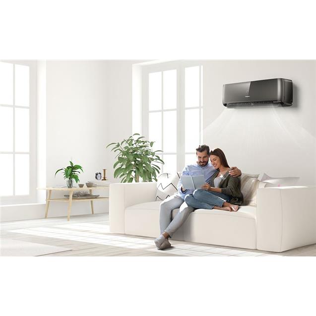 Split Hisense 4300 F/C Inverter Black (AS18UR4X)