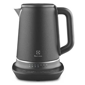 Pava Eléctrica Electrolux 1.7 Lts Digital Inox (EKP70)