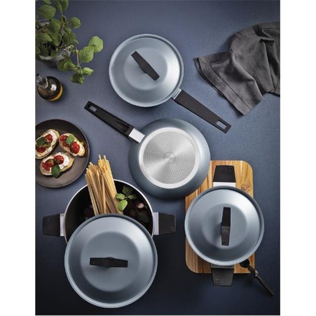 Set Ollas Tramontina Spezia Inducción Azul Y Negro 4pzs (28399/141)