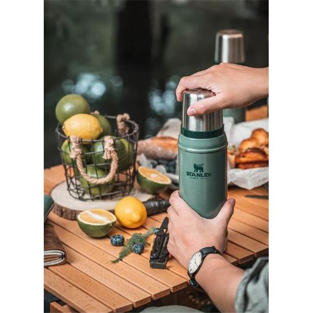 Termo Stanley Classic 591 Ml Verde (10-13281-006)