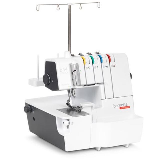 Máquina De Coser Bernette Línea 40 Overlock  B44
