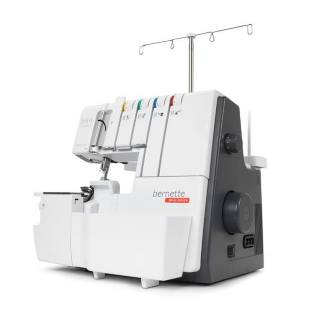 Máquina De Coser Bernette Línea 40 Overlock  B44